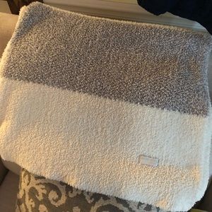 Barefoot Dreams Throw Blanket